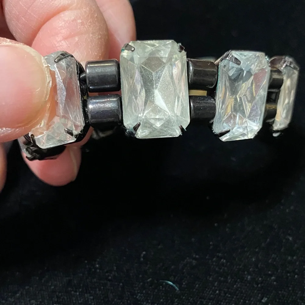 Vintage Black and large rhinestone Women's stretch Bracelet